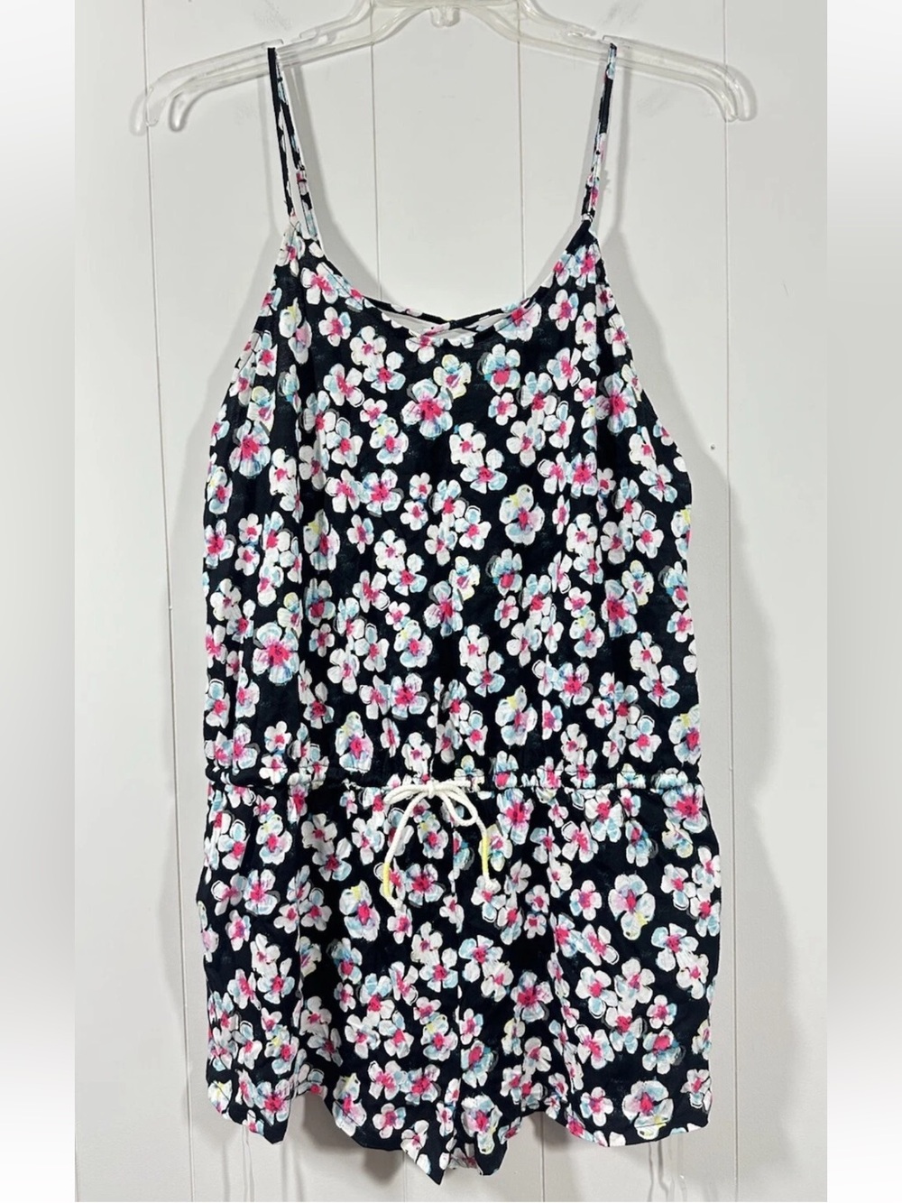 NWT Xhilaration Pajama Romper Womens XL Elastic Waist Black Floral